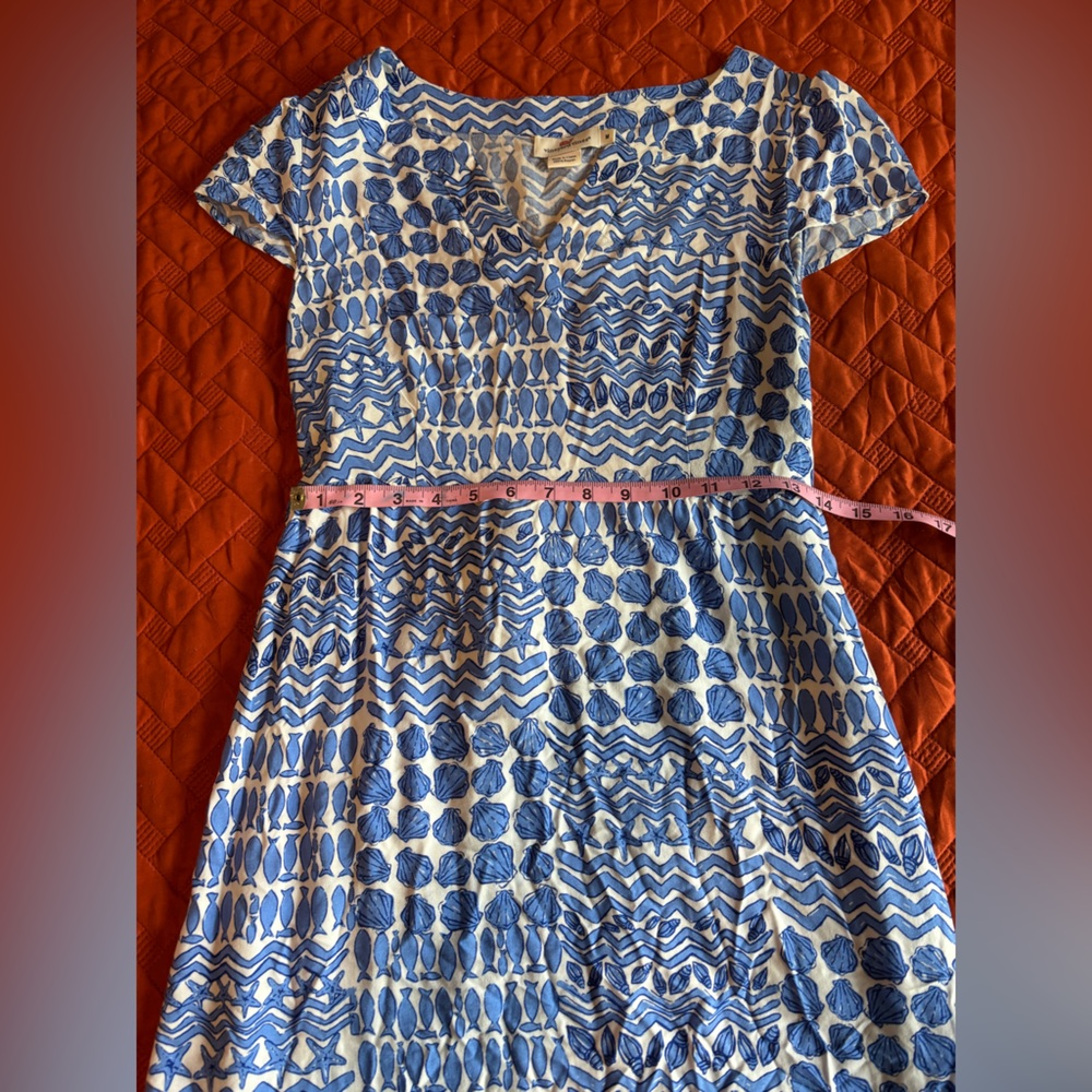🐚Vineyard Vines women's blue and white rayon dress size M 🐚 - Picture 4 of 6